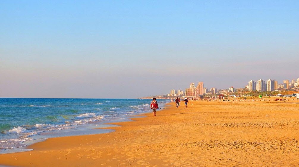 Dado Beach, Israel